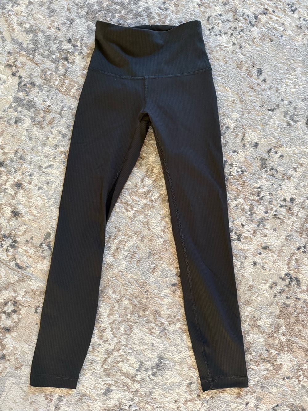 Lululemon- dark gray ribbed leggings